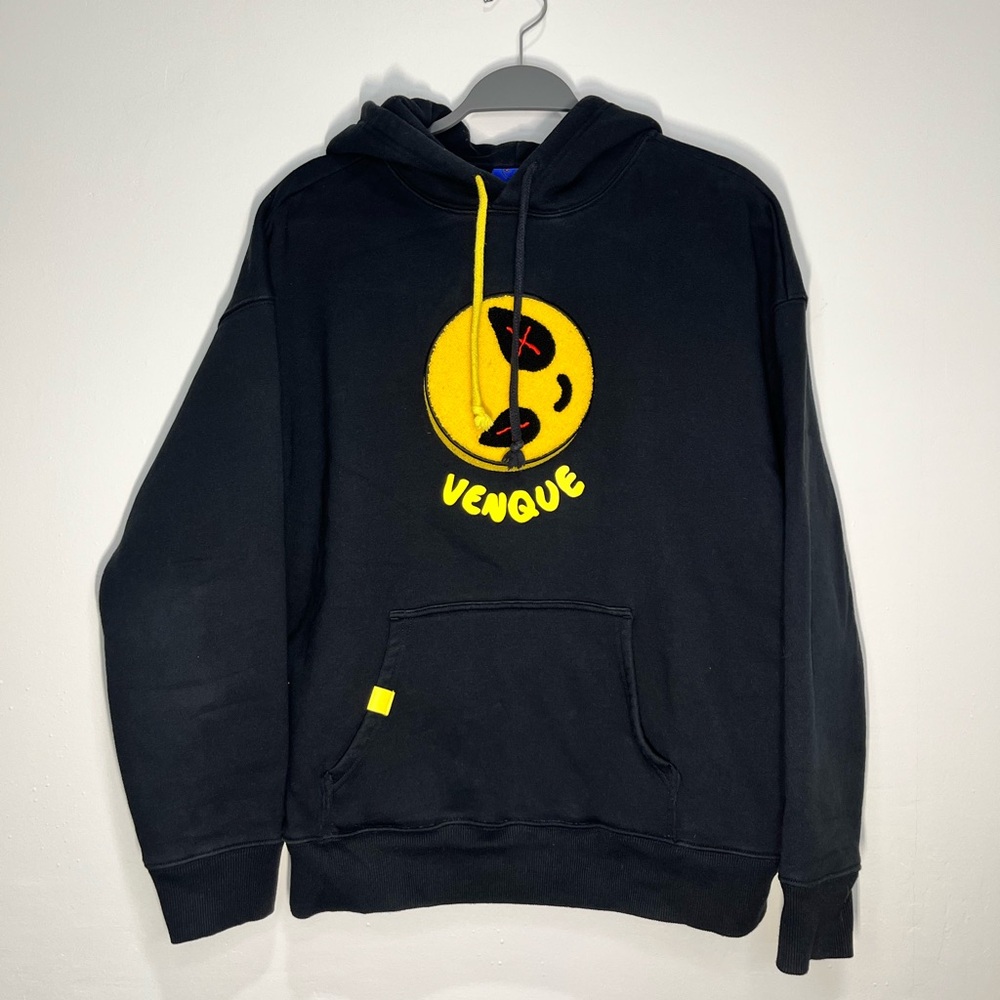 Venque Black Smiley Hoodie w/ Hidden Eye Mask Size Small Streetwear